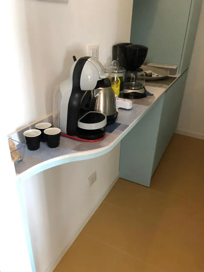 Easy Isola, For An Easy Stay Milan